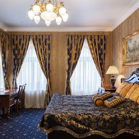 Luxury Boutique Andreevskiy Leopoli