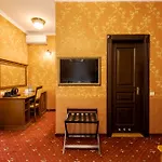Luxury Boutique Andreevskiy Гостьовий будинок 4*