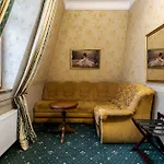 Luxury Boutique Andreevskiy 4* Львів