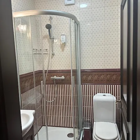 Luxury Boutique Andreevskiy Pensjonat Lwów