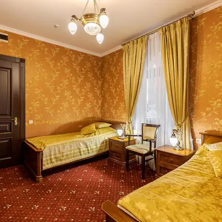 Luxury Boutique Andreevskiy לבוב