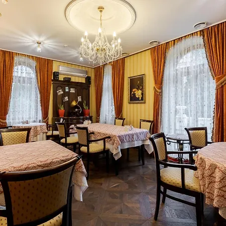 Luxury Boutique Andreevskiy Pensjonat Lwów