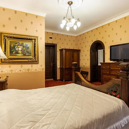 Luxury Boutique Andreevskiy Pensjonat Lwów