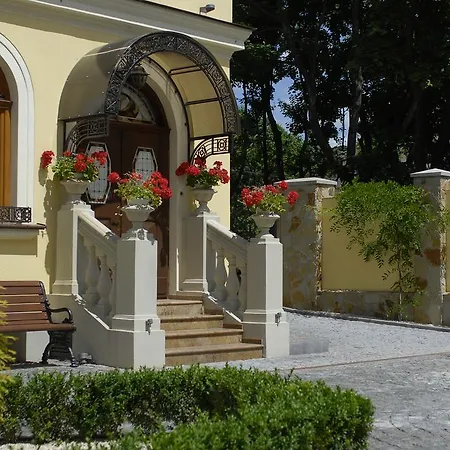 Pensjonat Luxury Boutique Andreevskiy Lwów