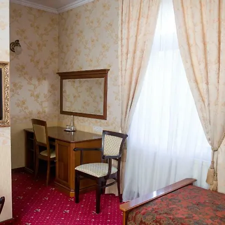 בית הארחה Luxury Boutique Andreevskiy 4*