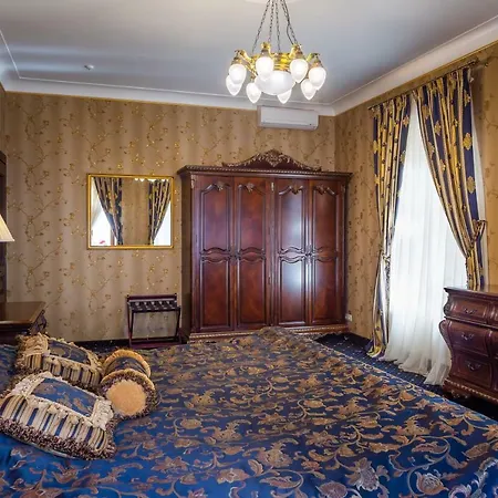 בית הארחה Luxury Boutique Andreevskiy לבוב