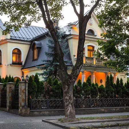 Luxury Boutique Andreevskiy 4*