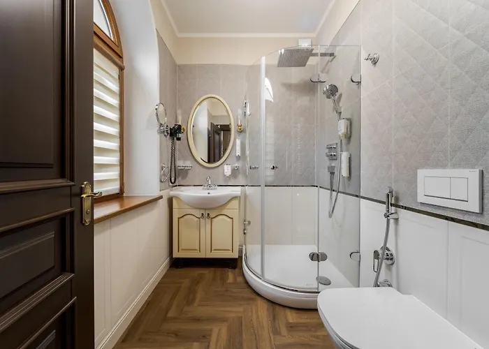 Luxury Boutique Andreevskiy 4*