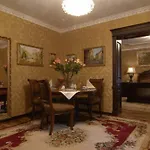 Luxury Boutique Andreevskiy Leopoli