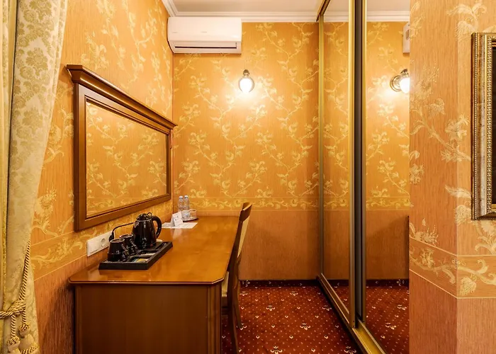 Luxury Boutique Andreevskiy 4*