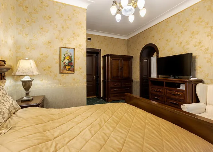 Luxury Boutique Andreevskiy ゲストハウス 4*